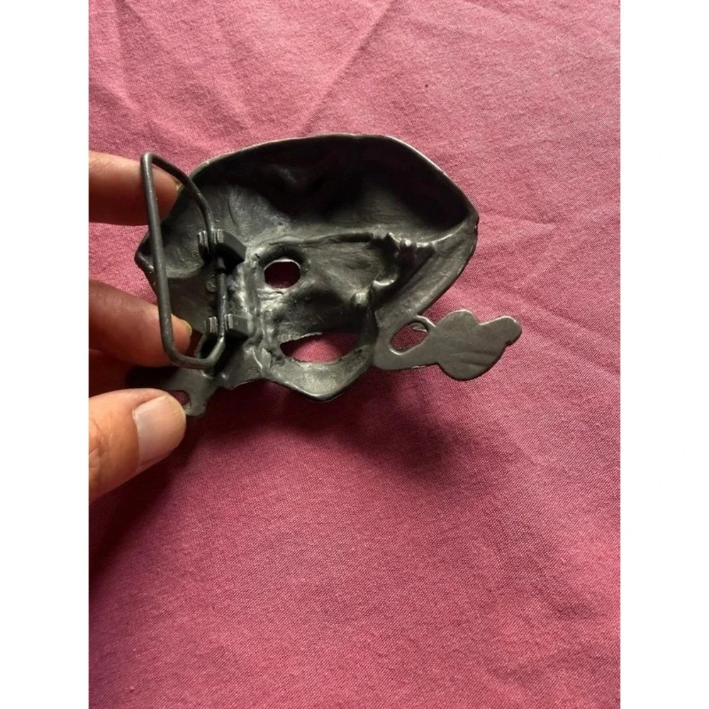 Vintage Pewter Pirate Skull Crossbones Belt Buckle 3.5